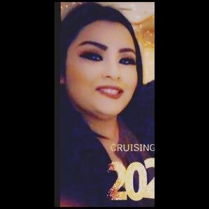 Meet your Posher, Lorraine